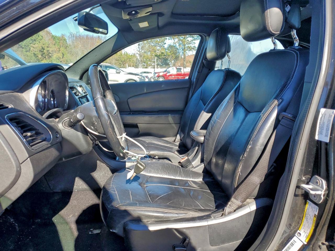 2013 Chrysler 200 Limited VIN: 1C3CCBCG7DN524932 Lot: 93941495