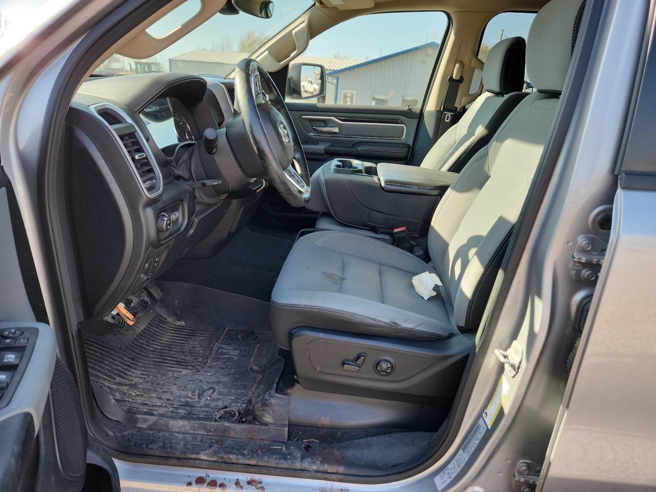 2019 Ram 1500 Big Horn/Lone Star VIN: 1C6SRFFT1KN785323 Lot: 92927355