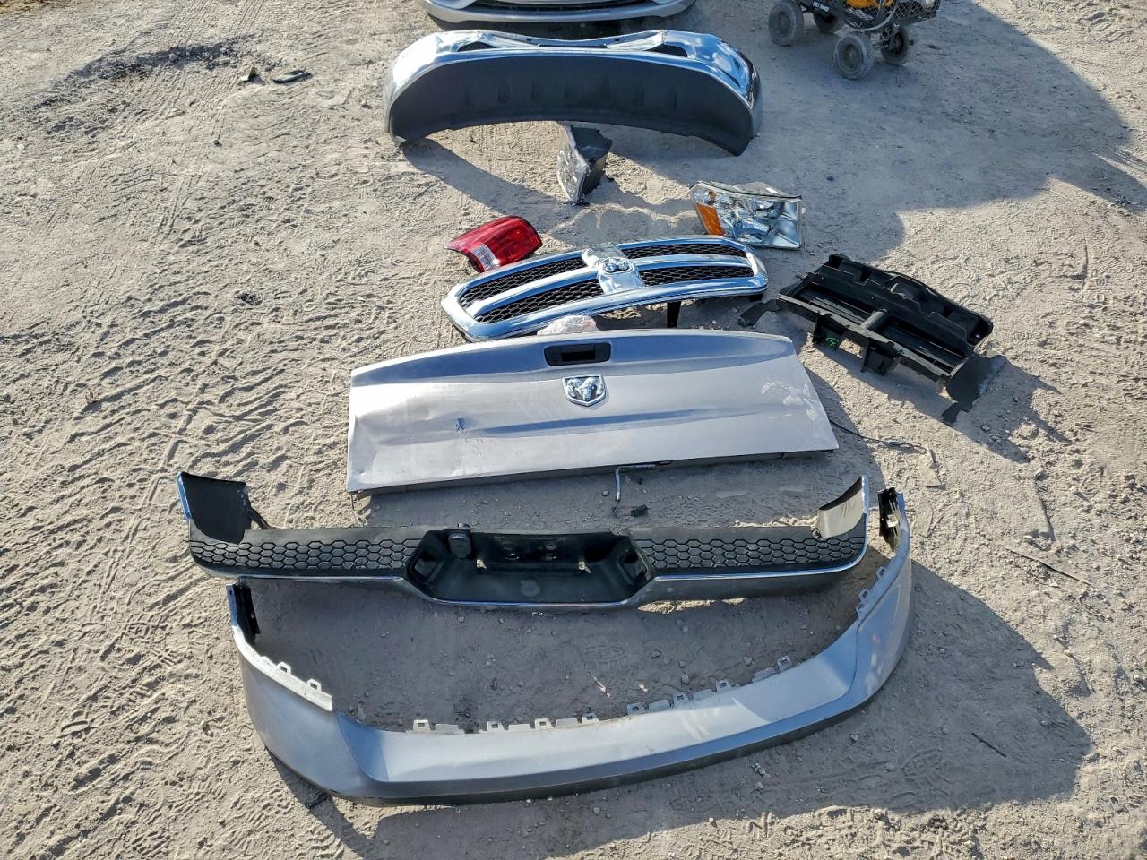 2022 Ram 1500 Classic Slt VIN: 1C6RR6LG2NS192663 Lot: 92572375