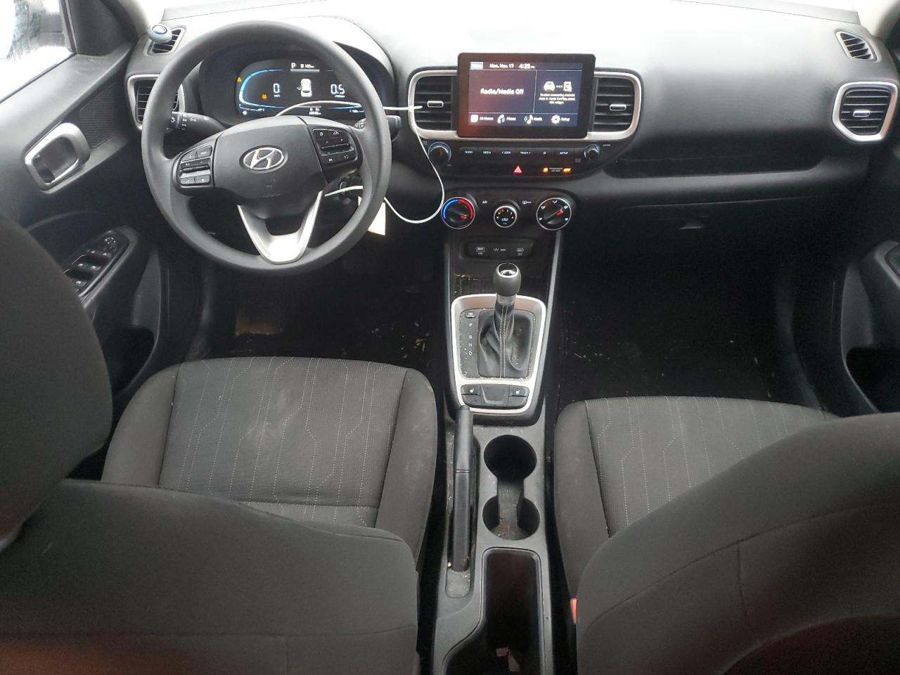 2023 Hyundai Venue Se VIN: KMHRB8A39PU240249 Lot: 92847435