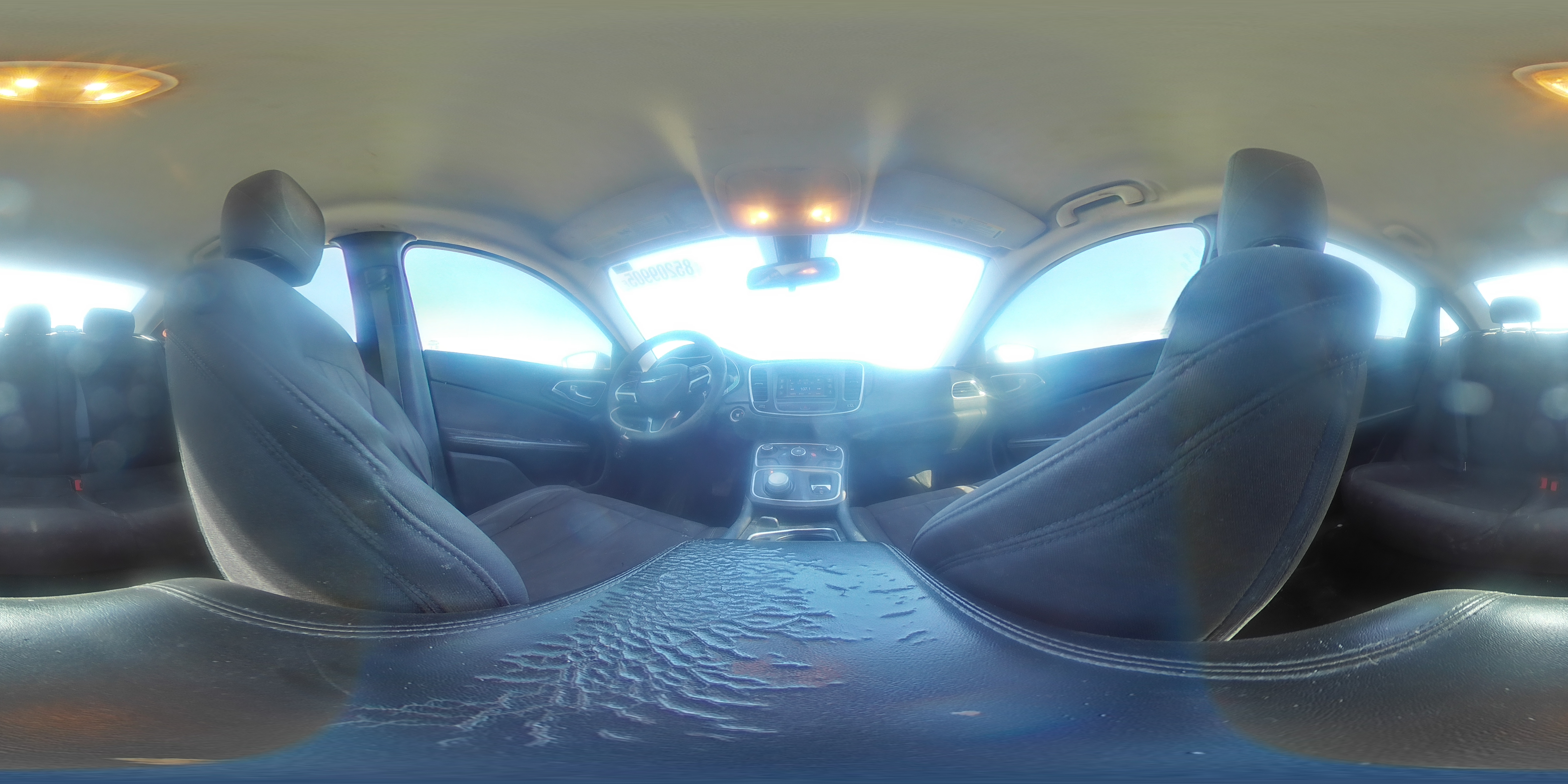 2015 Chrysler 200 Limited VIN: 1C3CCCAB0FN555634 Lot: 85209905