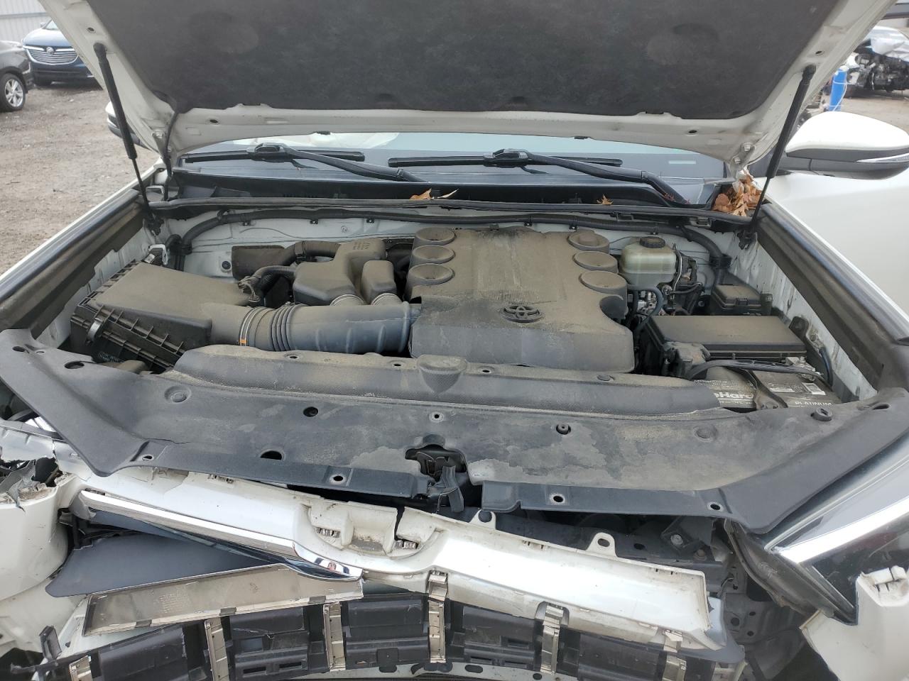 2020 Toyota 4Runner Sr5/Sr5 Premium VIN: JTEBU5JR4L5811570 Lot: 93505645