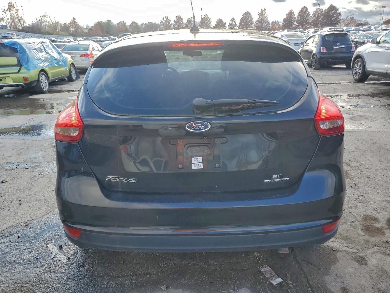 2015 Ford Focus Se VIN: 1FADP3K25FL281996 Lot: 94598465