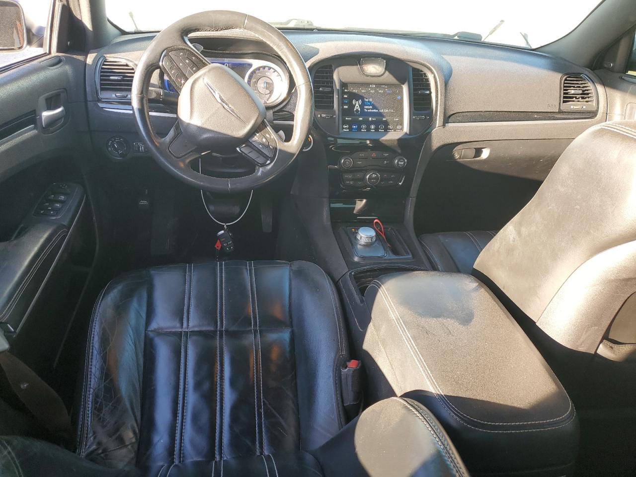 2019 Chrysler 300 S VIN: 2C3CCABG6KH638096 Lot: 92981445