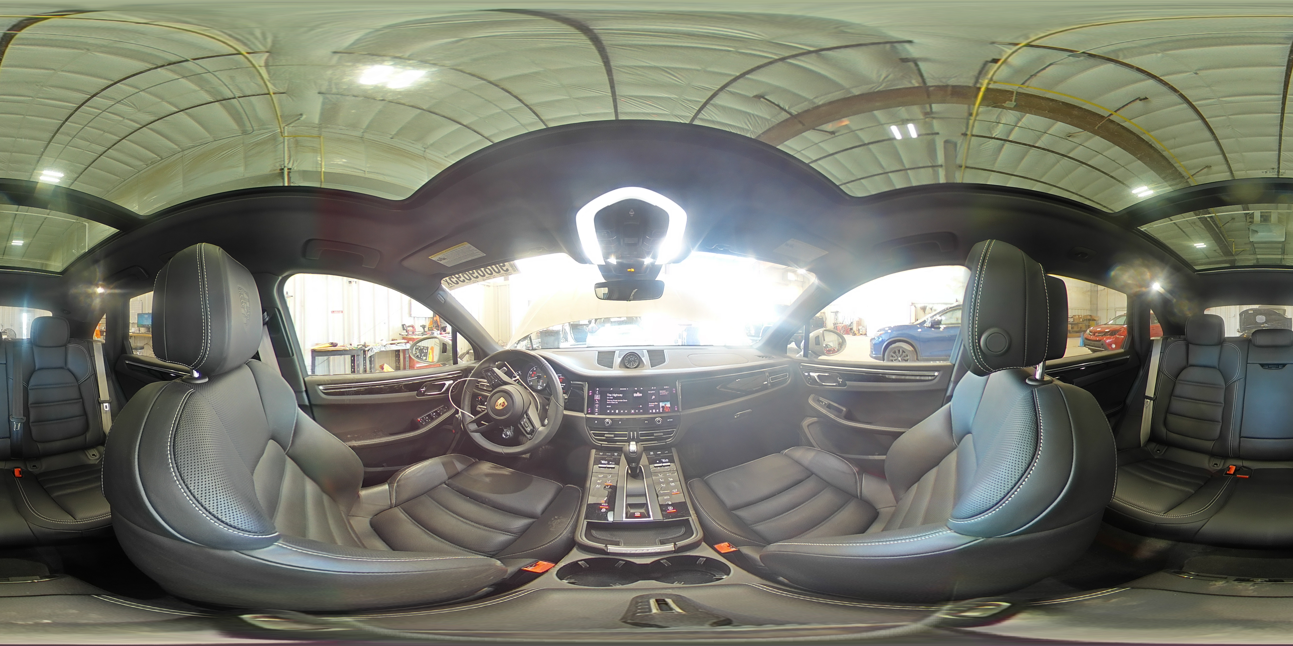 2024 Porsche Macan S VIN: WP1AG2A57RLB41373 Lot: 90869695