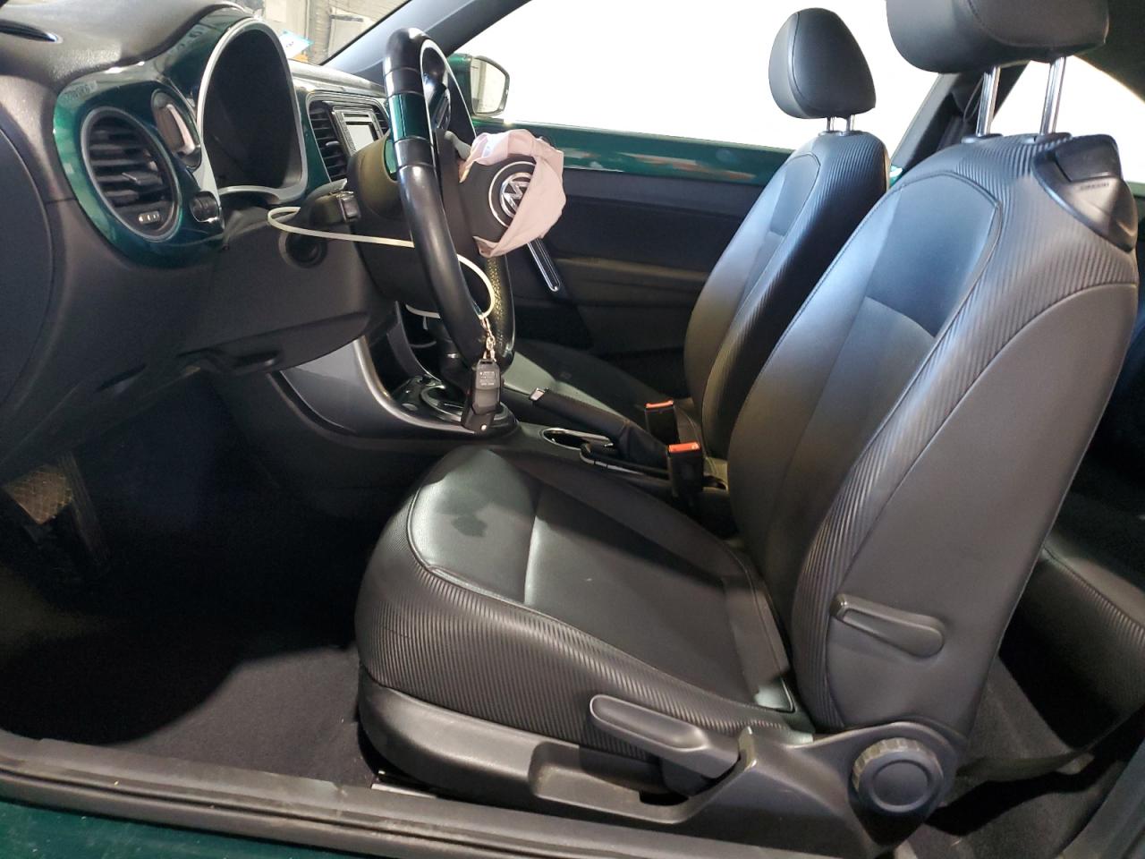 2017 Volkswagen Beetle Se VIN: 3VWJ17ATXHM624557 Lot: 93040235