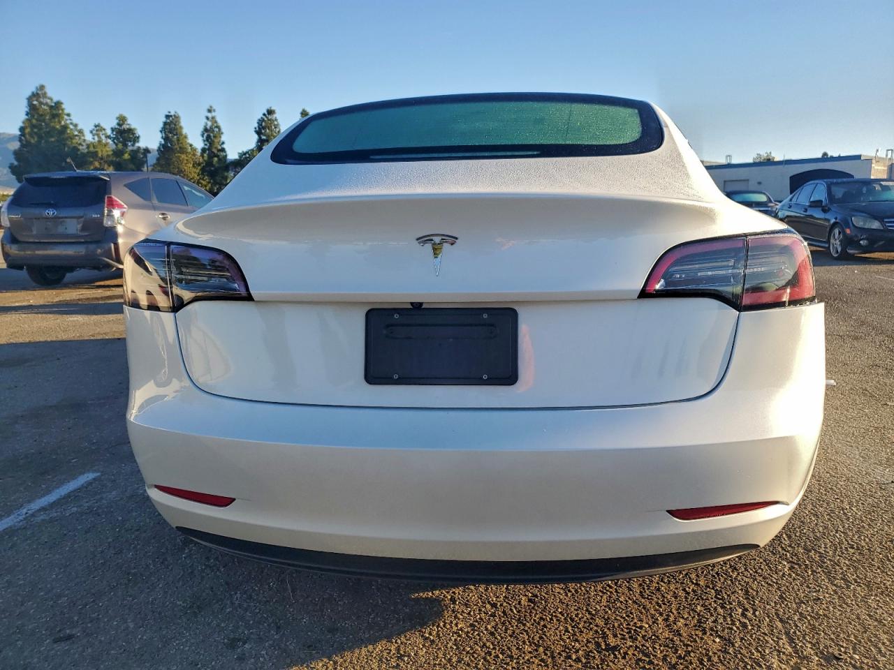 2023 Tesla Model 3 VIN: 5YJ3E1EA4PF569824 Lot: 93907385