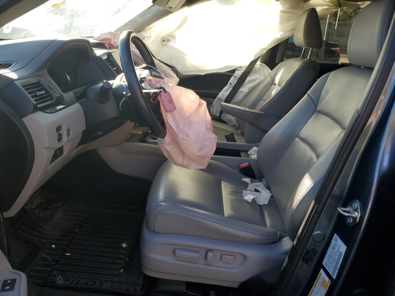 2020 Honda Pilot Touring VIN: 5FNYF5H91LB025268 Lot: 90407935