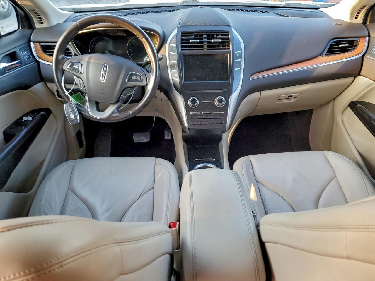 2019 Lincoln Mkc Select VIN: 5LMCJ2D90KUL20549 Lot: 94276595