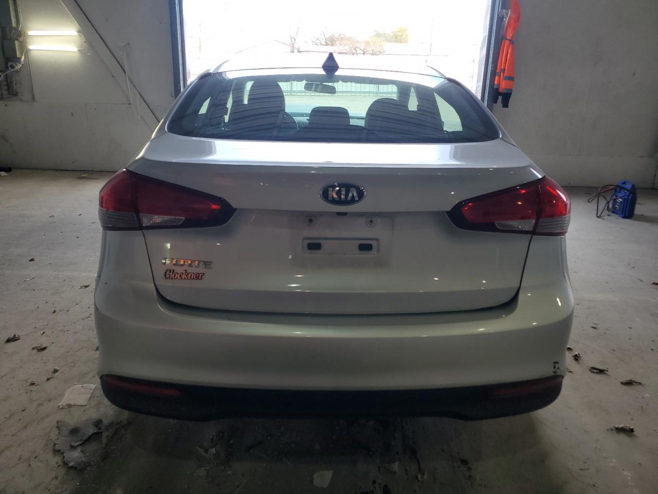 2018 Kia Forte Lx VIN: 3KPFL4A78JE252799 Lot: 91649065