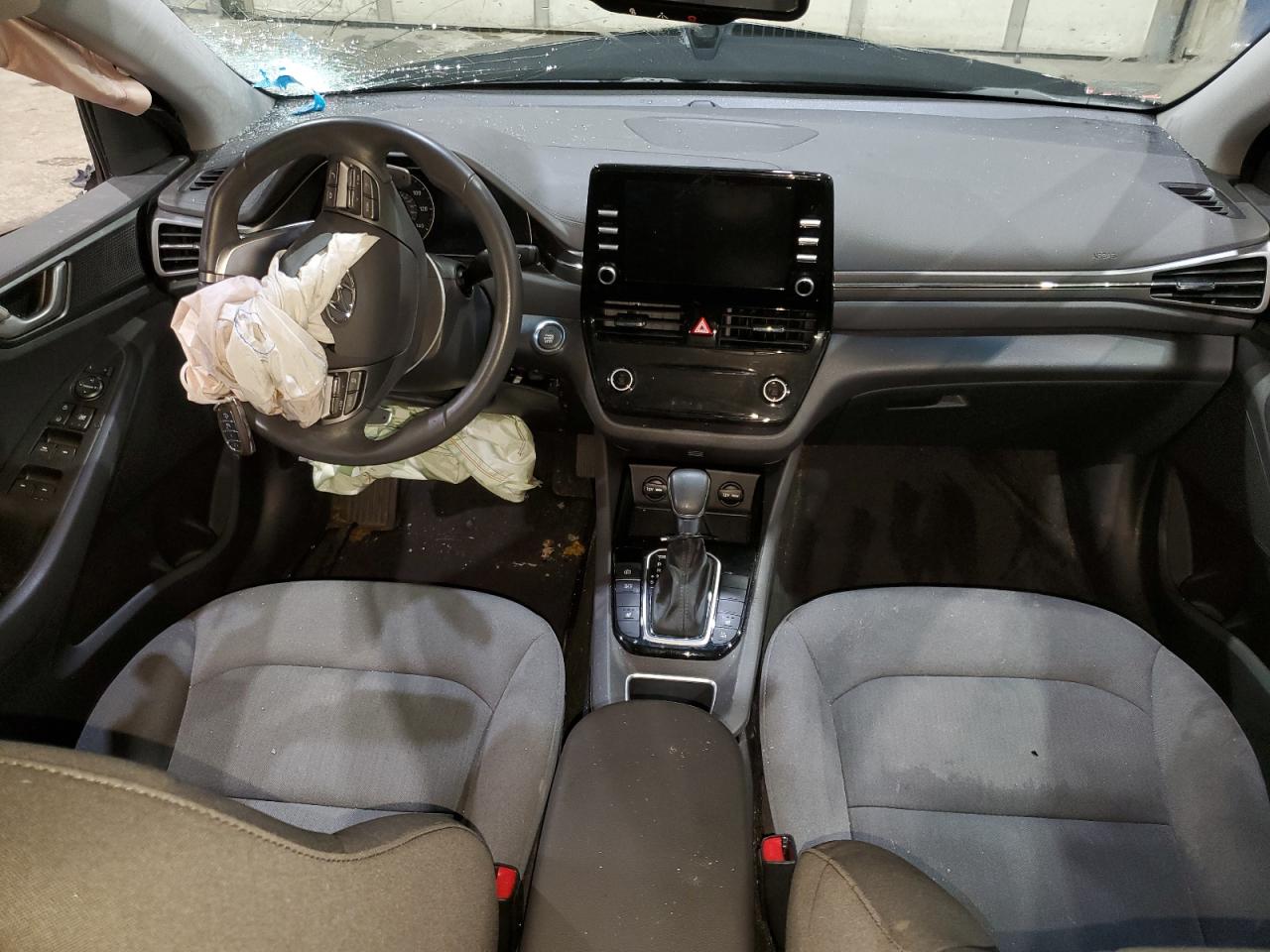 2021 Hyundai Ioniq Se VIN: KMHC65LD6MU261585 Lot: 92390895