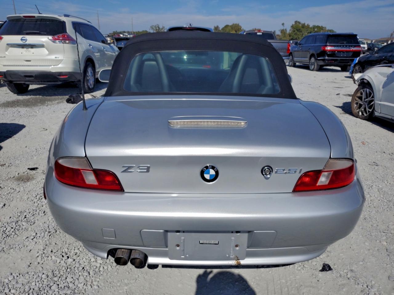 2001 BMW Z3 2.5 VIN: WBACN334X1LM00935 Lot: 92757995