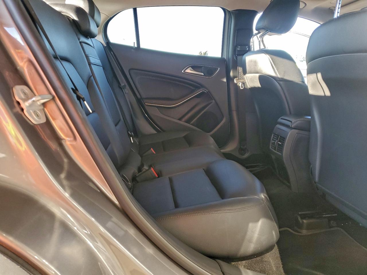 2015 Mercedes-Benz Gla 250 4Matic VIN: WDCTG4GB1FJ029947 Lot: 94610855