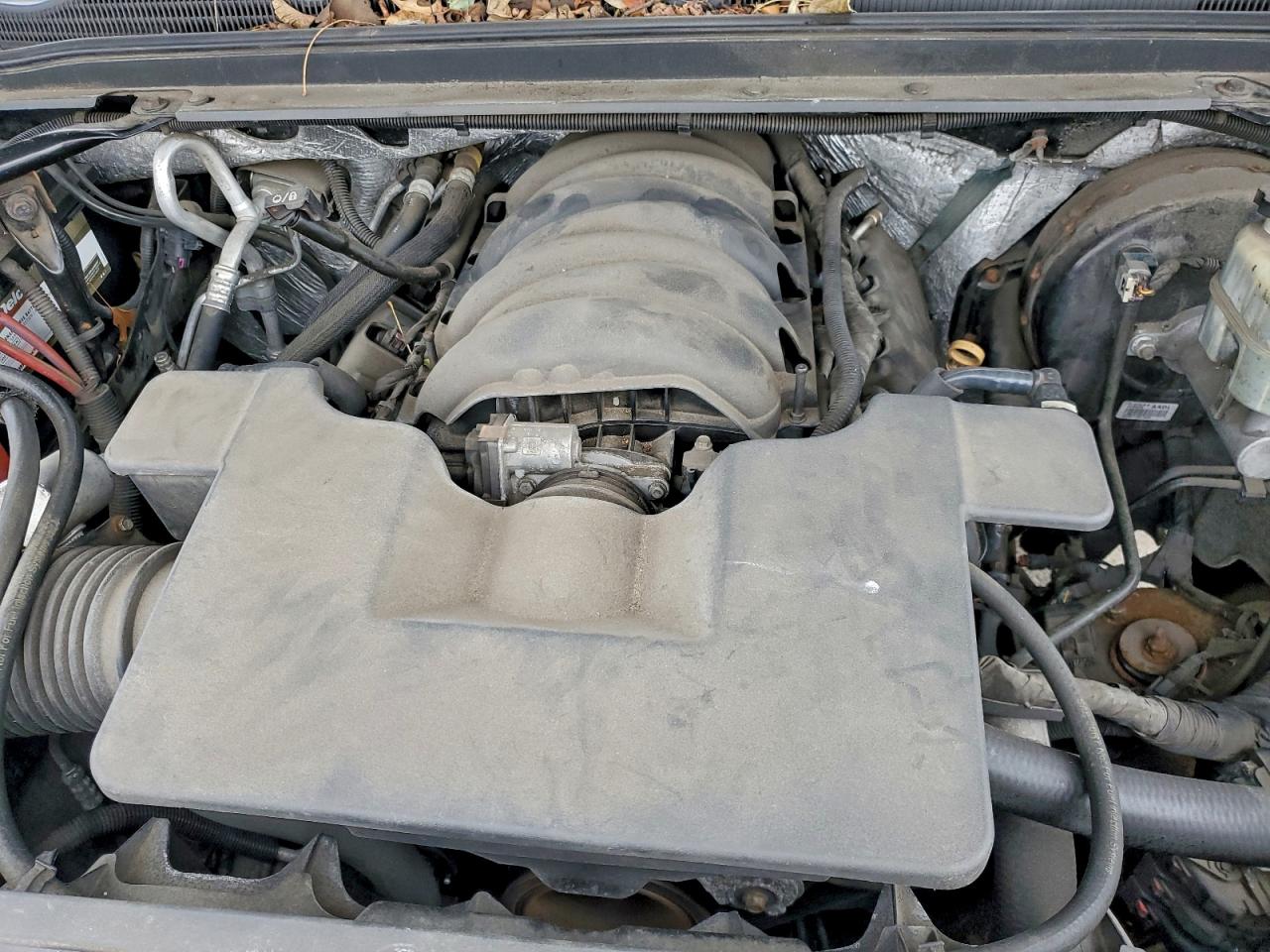 2015 Chevrolet Suburban K1500 Lt VIN: 1GNSKJKC1FR201093 Lot: 94524365