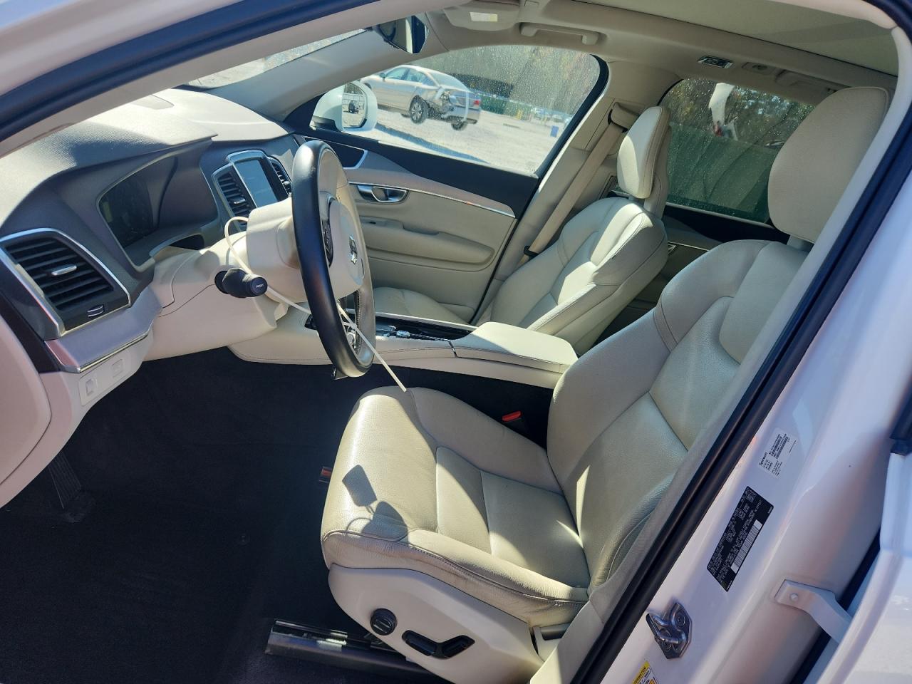 2022 Volvo Xc90 T5 Momentum VIN: YV4102PK4N1794488 Lot: 92701795