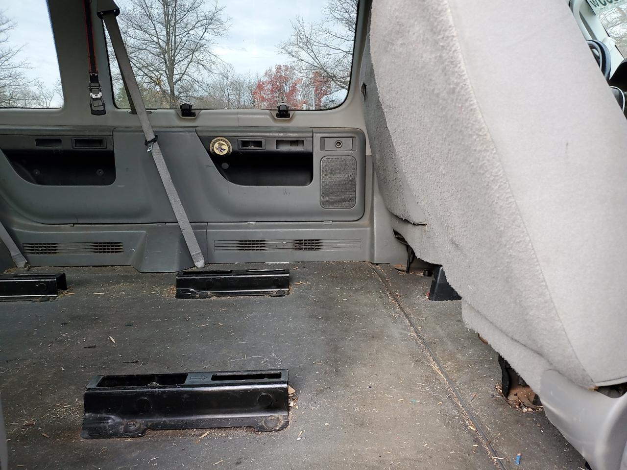 2010 Ford E350 Van VIN: 1FBSS3BL6ADA00935 Lot: 93275685