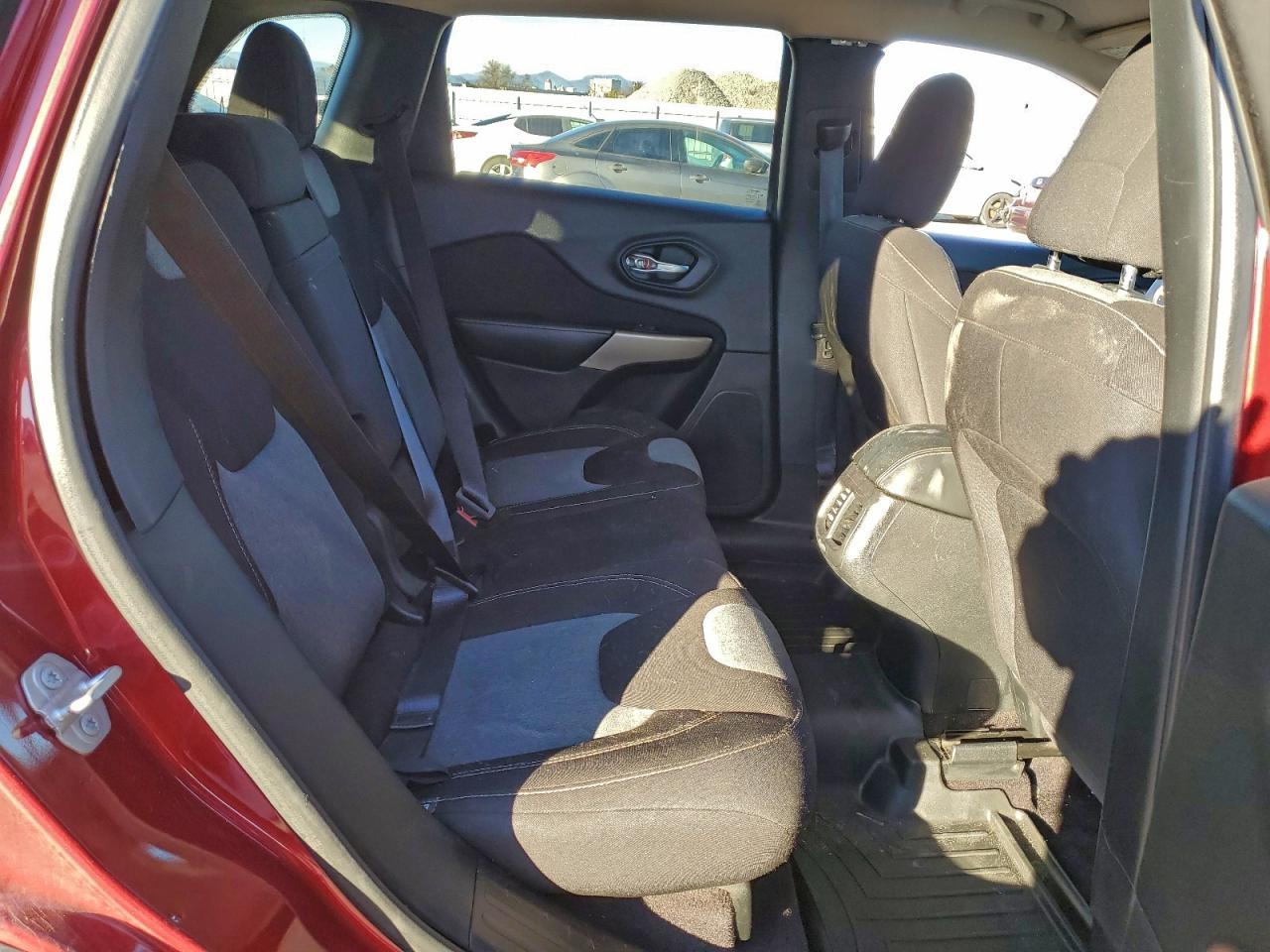 2017 Jeep Cherokee Sport VIN: 1C4PJMAB4HW567047 Lot: 94090155