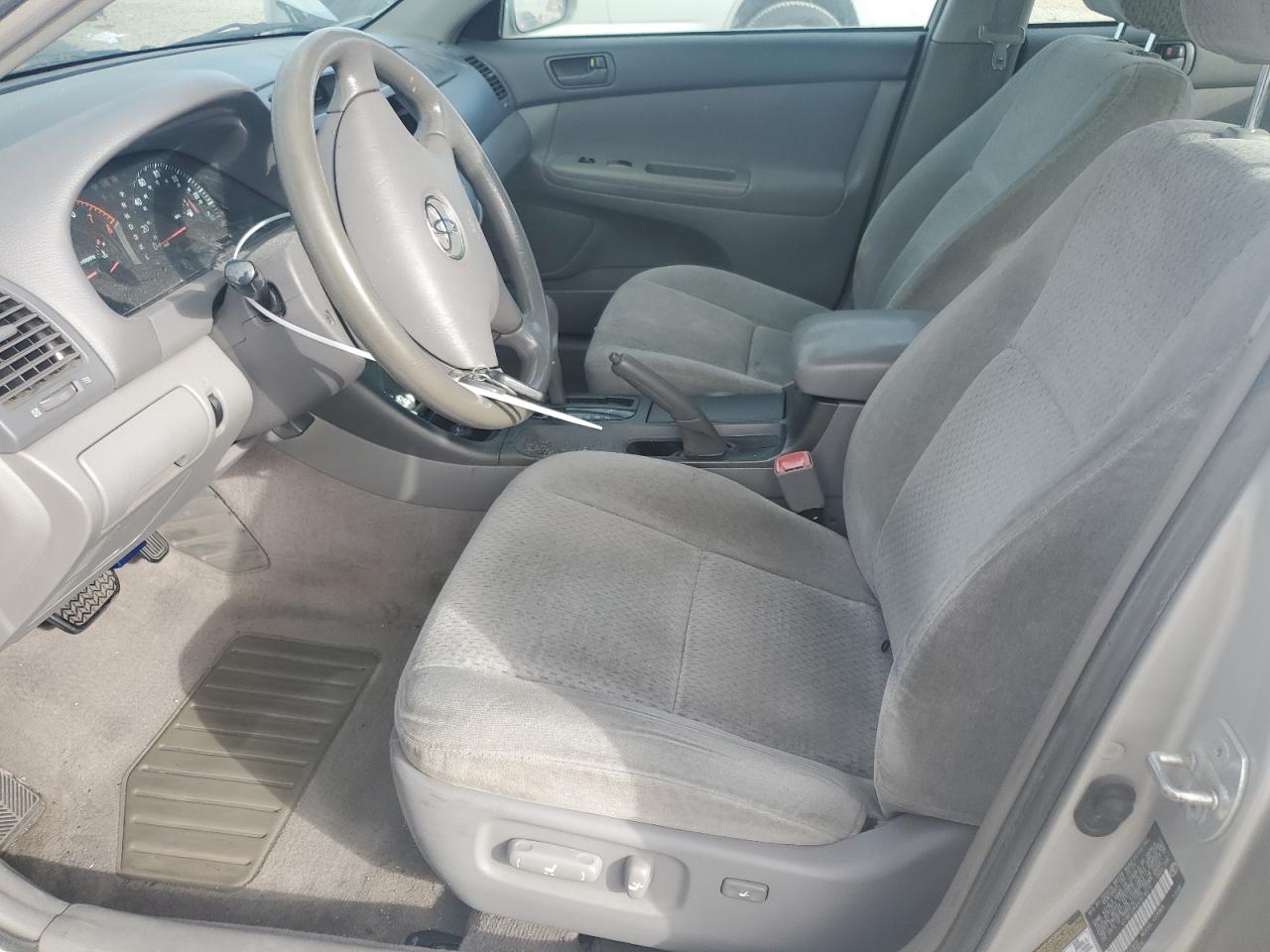 2004 Toyota Camry Le VIN: 4T1BF32K84U078379 Lot: 90955115