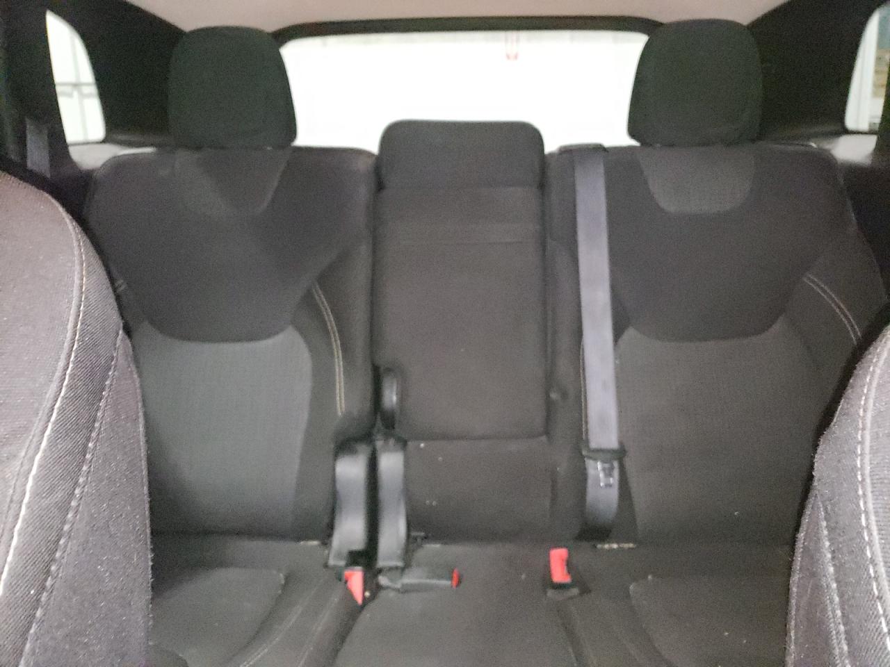 2017 Jeep Cherokee Latitude VIN: 1C4PJMCB2HW664096 Lot: 92411475