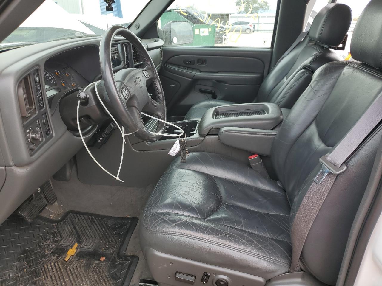 2004 Chevrolet Avalanche K2500 VIN: 3GNGK22G44G197293 Lot: 92730315