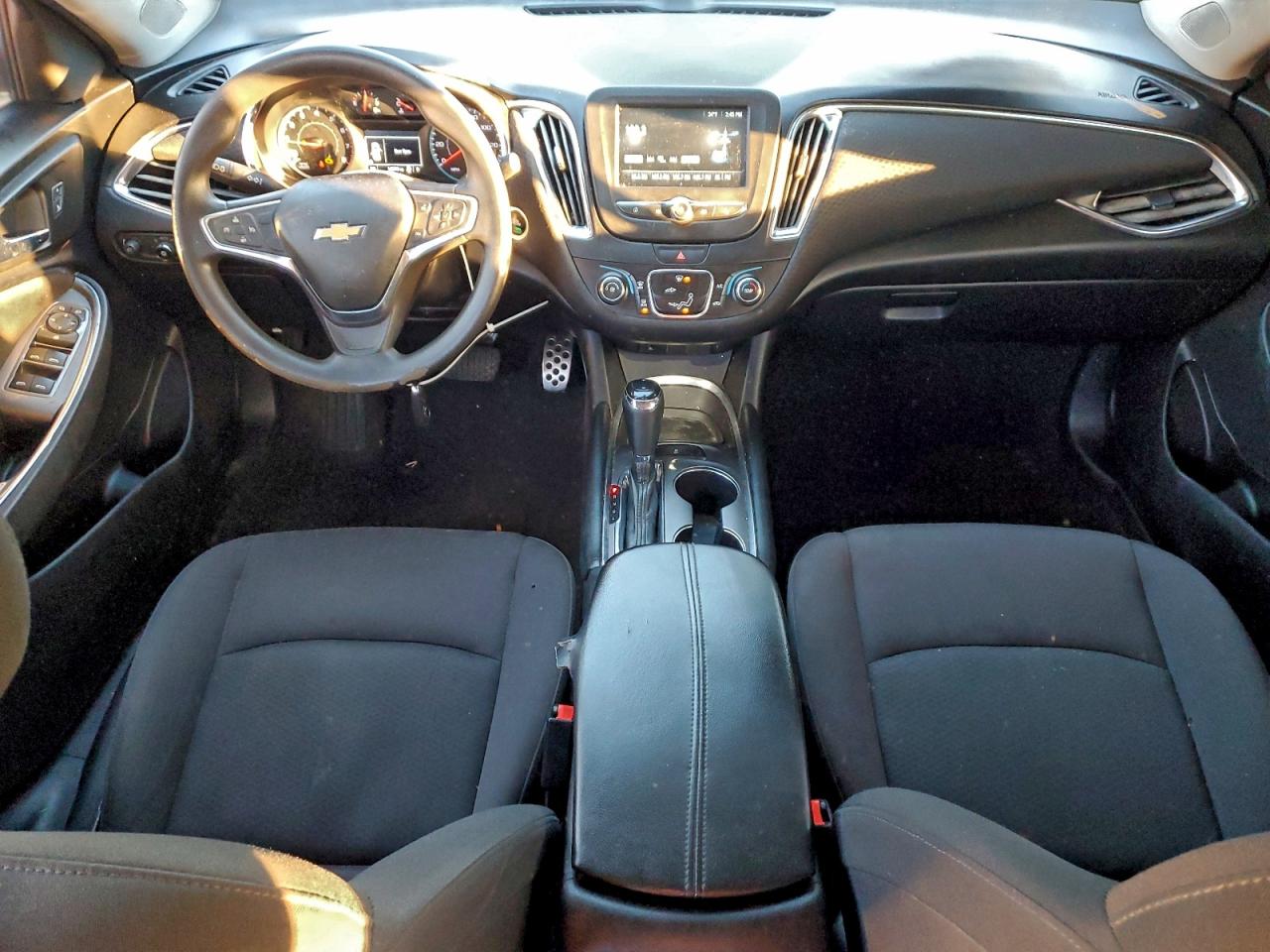 2017 Chevrolet Malibu Lt VIN: 1G1ZE5ST3HF157682 Lot: 94070045