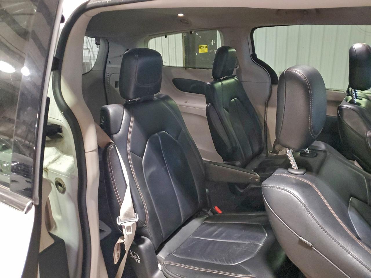 2017 Chrysler Pacifica Touring L VIN: 2C4RC1BG6HR642688 Lot: 94550295