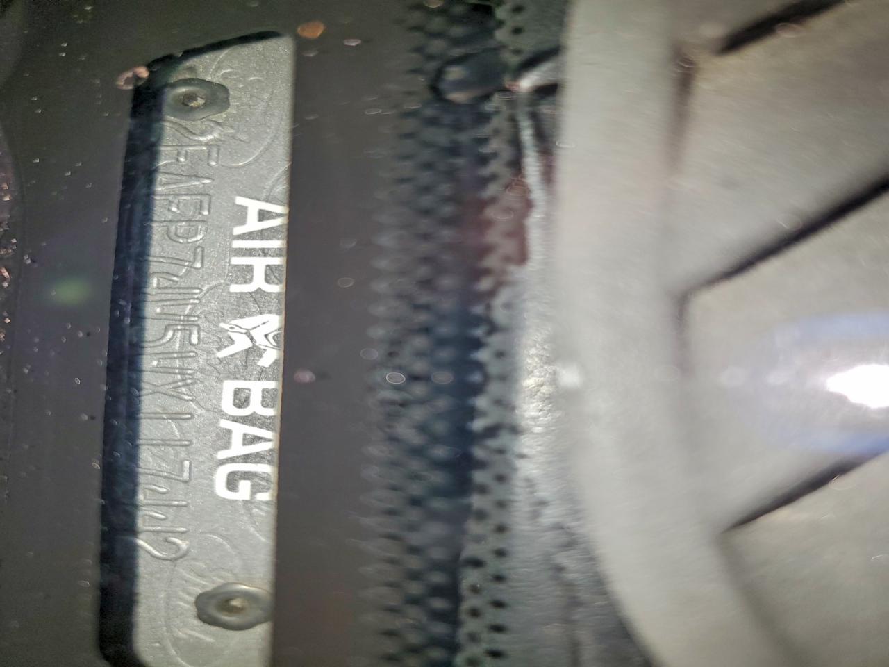 1998 Ford Crown Victoria Lx VIN: 2FAFP74W5WX117442 Lot: 94384635