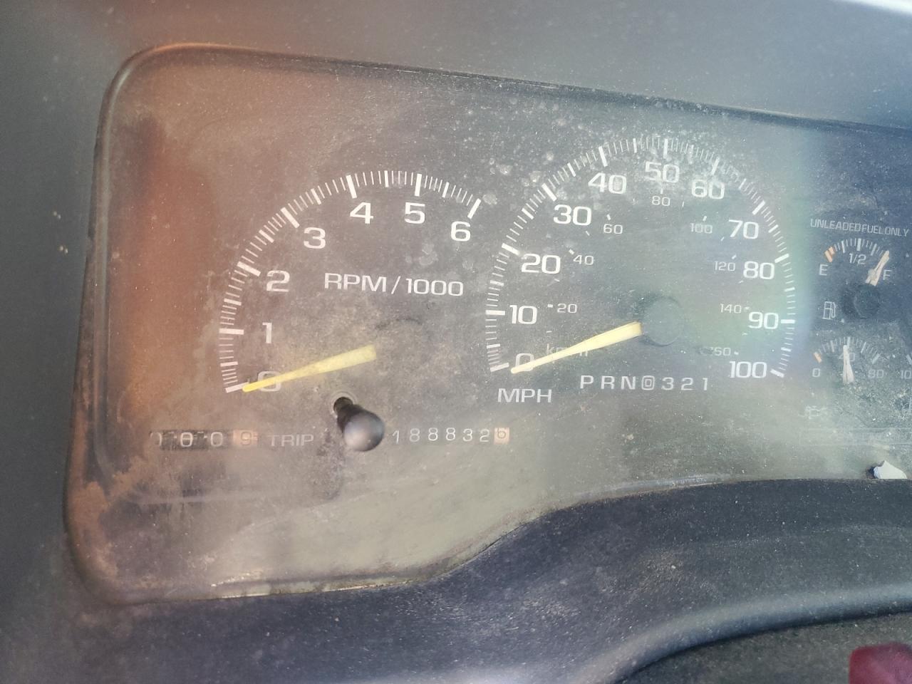 1998 GMC Sierra C1500 VIN: 2GTEC19R6W1523282 Lot: 92222065