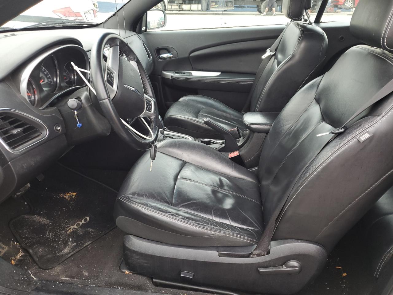 2011 Chrysler 200 Limited VIN: 1C3BC7EG0BN604592 Lot: 93984205