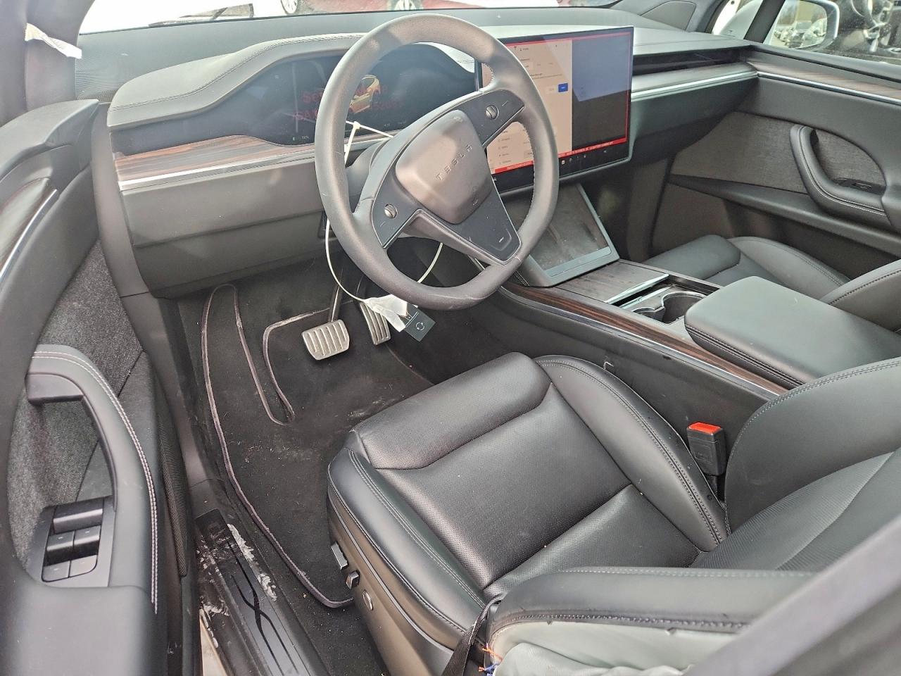 2024 Tesla Model X VIN: 7SAXCDE59RF452693 Lot: 93271555