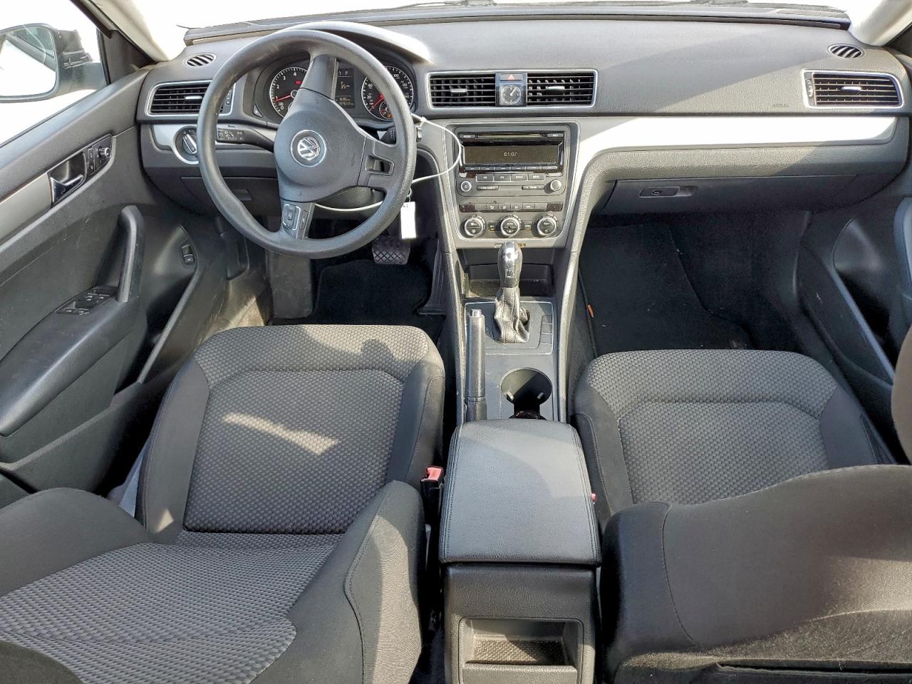 2012 Volkswagen Passat S VIN: 1VWAH7A39CC097634 Lot: 92252775