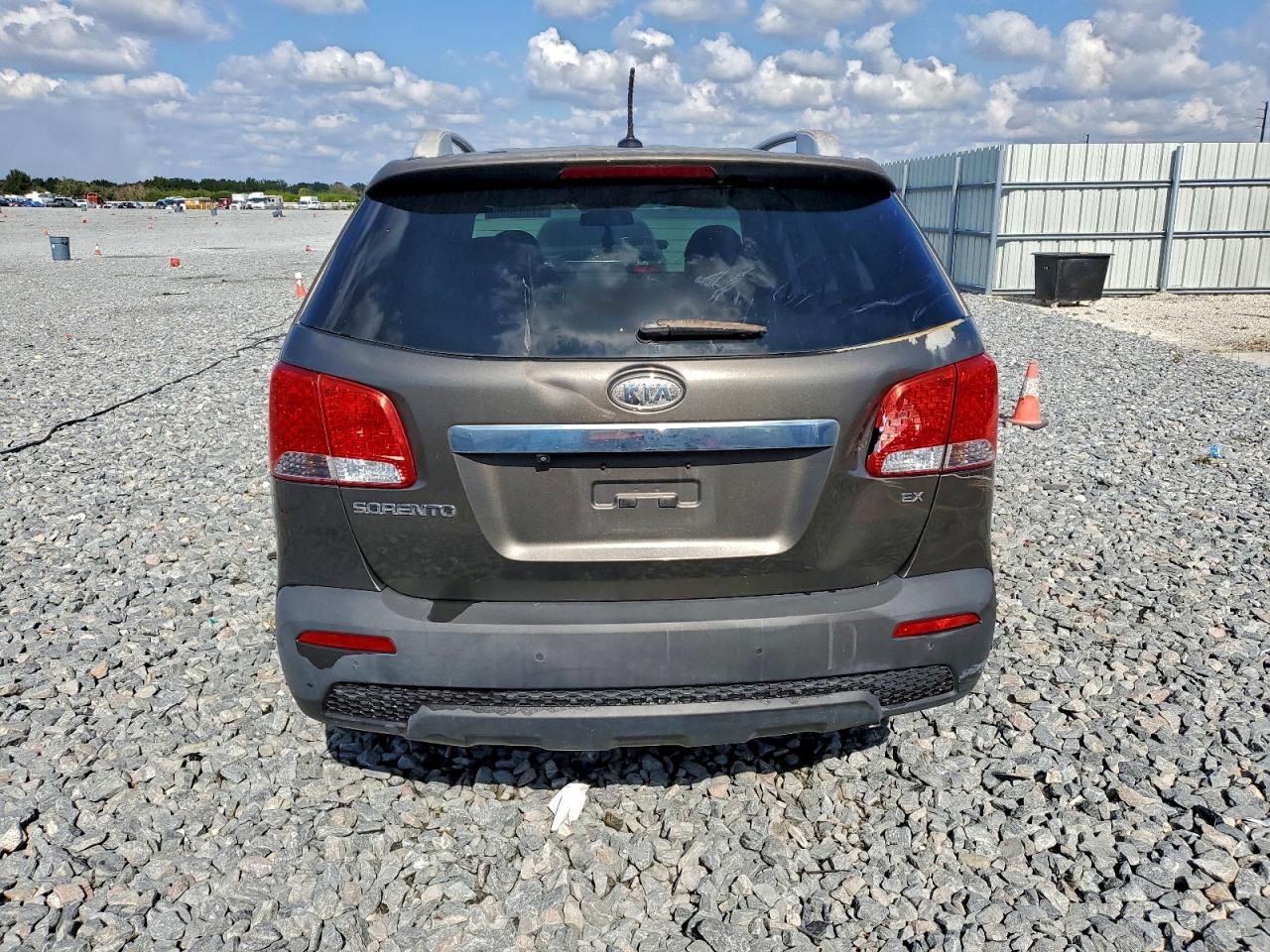 2013 Kia Sorento Ex VIN: 5XYKU3A63DG409403 Lot: 94493995