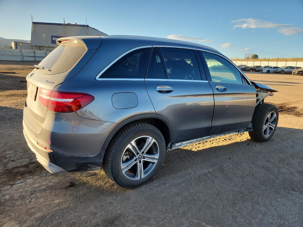 Фото: WDC0G4KB2JV089389