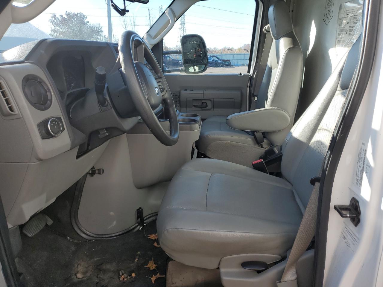 2023 Ford Econoline - Box Truck VIN: 1FDWE3FNXPDD10848 Lot: 92687145