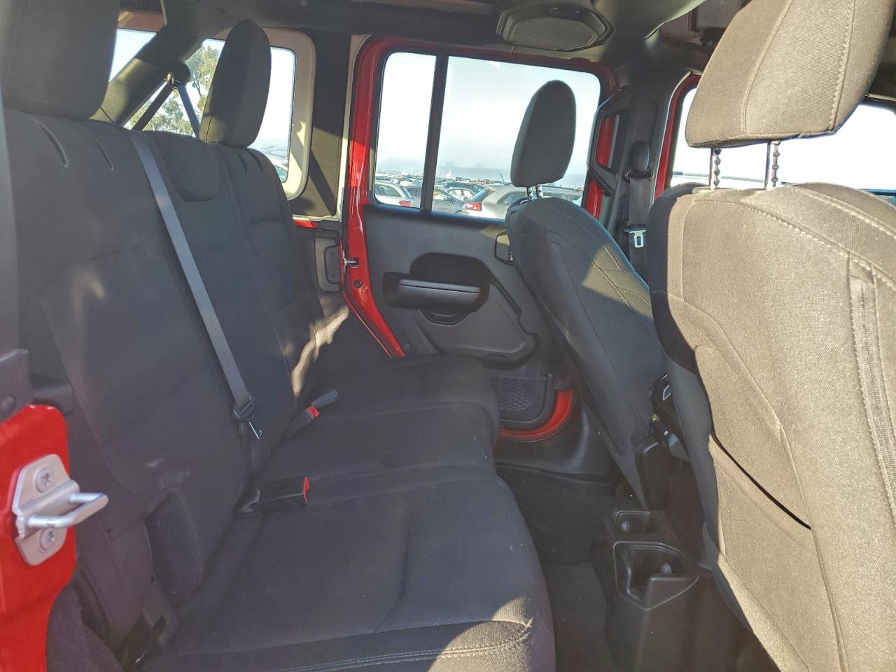 2019 Jeep Wrangler Unlimited Sport VIN: 1C4HJXDN2KW676142 Lot: 94936875