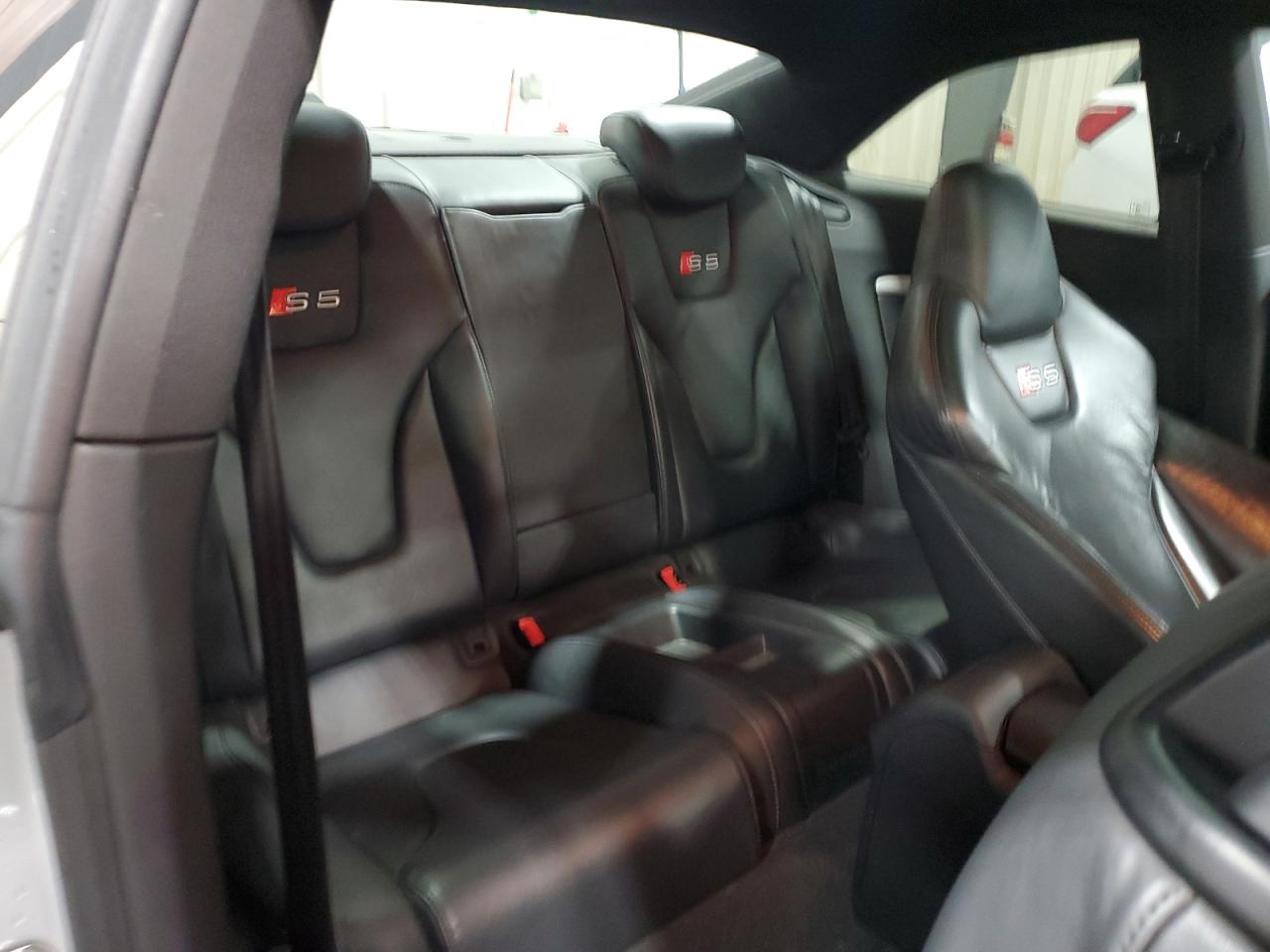 2010 Audi S5 Premium Plus VIN: WAUCVAFR3AA050409 Lot: 86168015