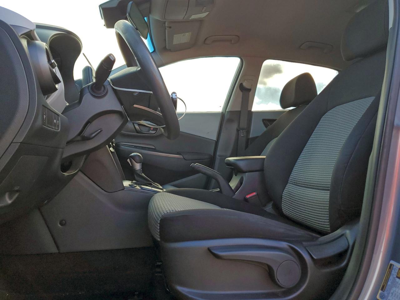 2021 Hyundai Kona Se VIN: KM8K12AA4MU665809 Lot: 94243615