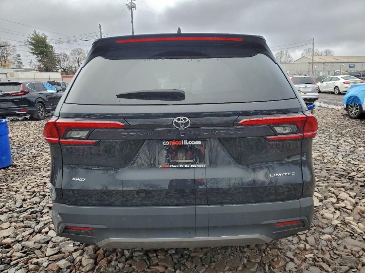 2024 Toyota Grand Highlander Xle VIN: 5TDAAAB53RS044584 Lot: 94292155