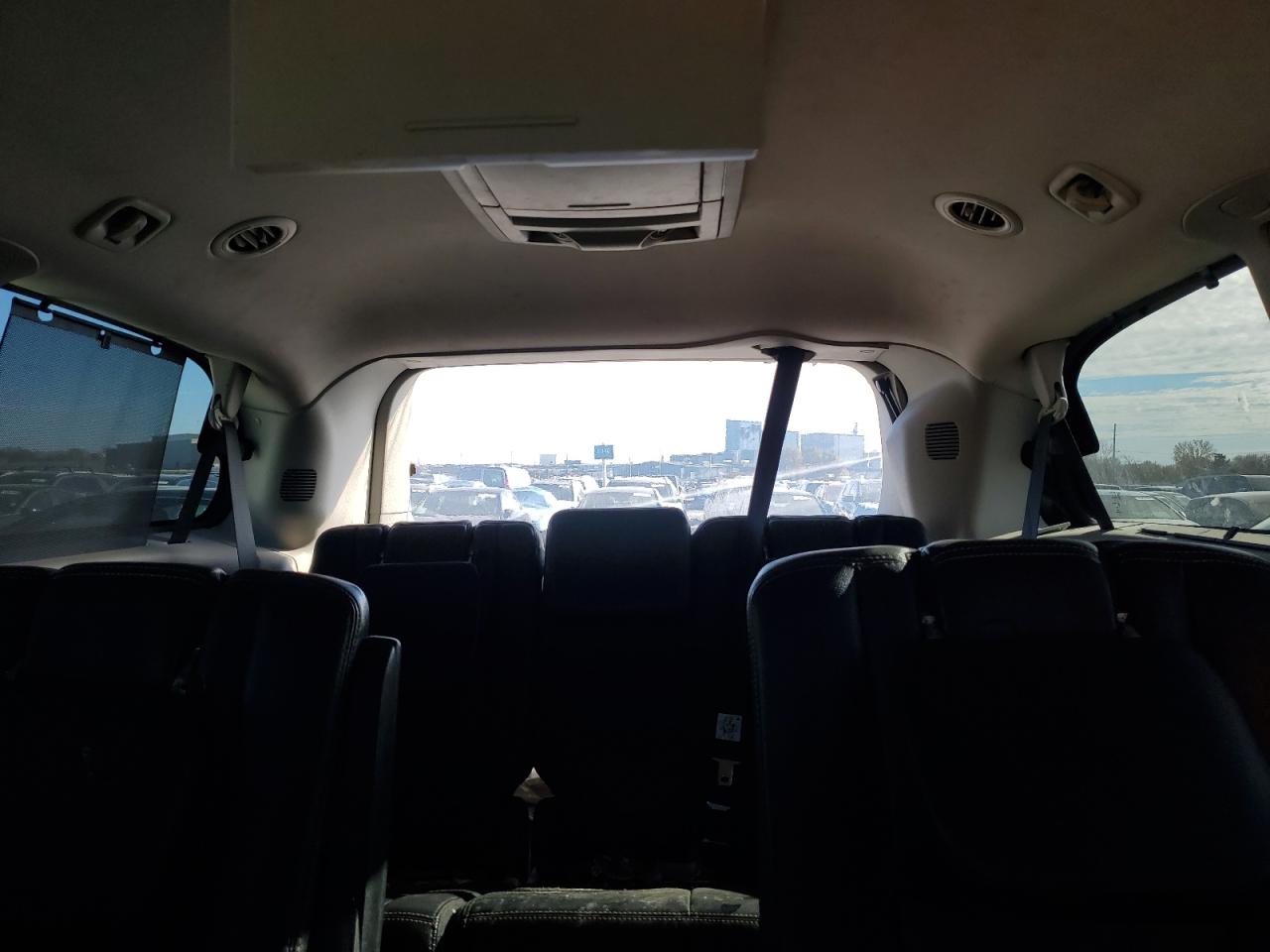 2015 Chrysler Town & Country Touring L VIN: 2C4RC1CG7FR742682 Lot: 91814525