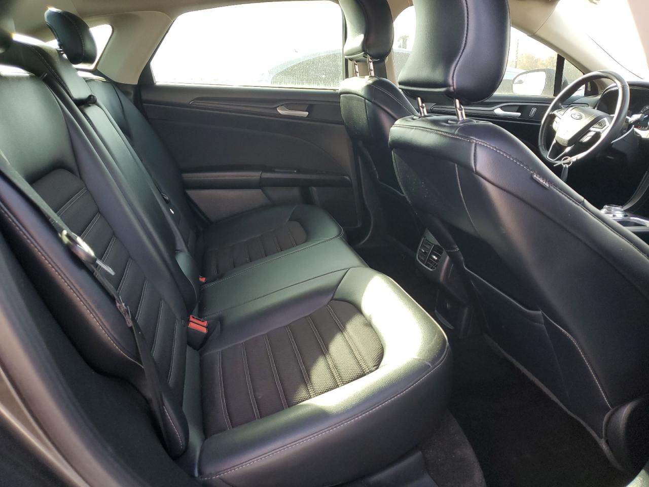 2018 Ford Fusion Se VIN: 3FA6P0T96JR126029 Lot: 92120545