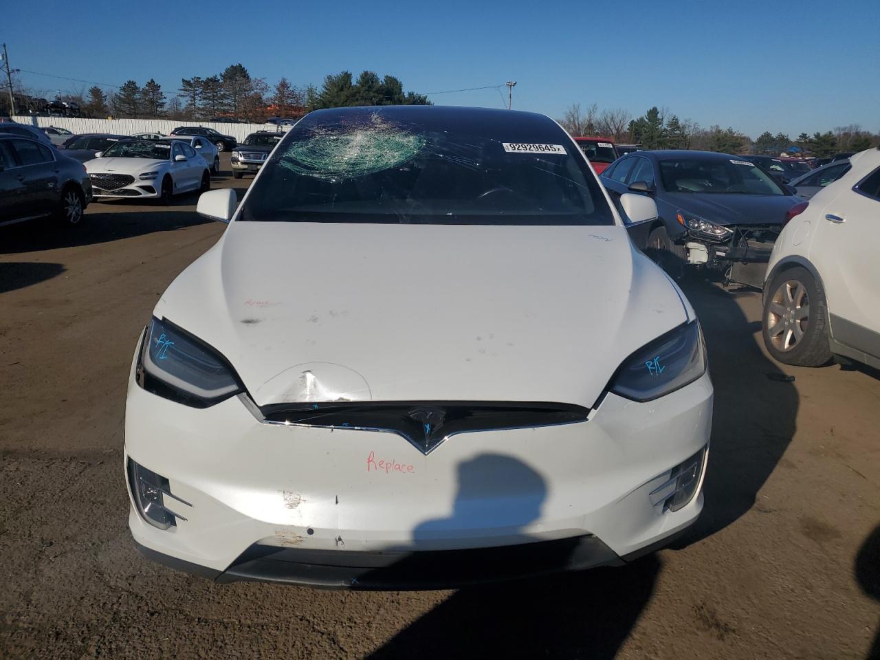 2021 Tesla Model X VIN: 5YJXCBE25MF322121 Lot: 92929645