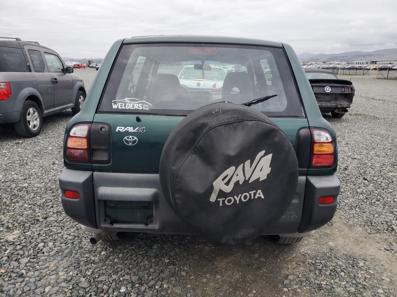 1998 Toyota Rav4 VIN: JT3GP10V1W7026820 Lot: 93530945