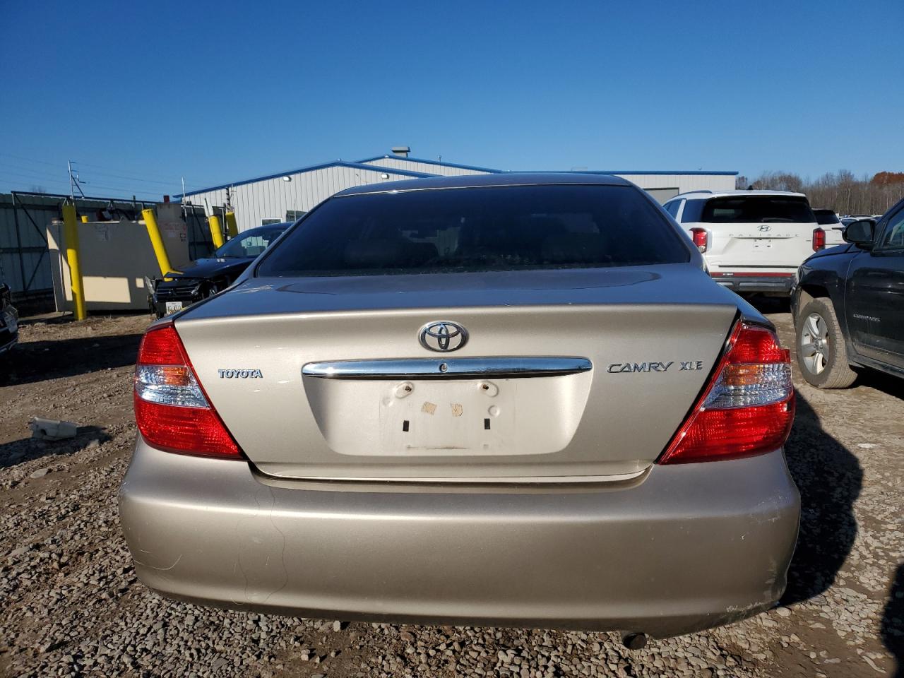 2003 Toyota Camry Le VIN: 4T1BE30K33U220755 Lot: 93844975