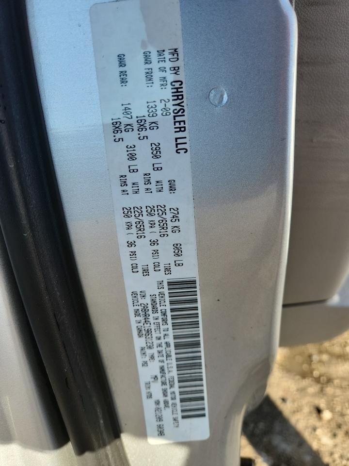 2009 Chrysler Town & Country Lx VIN: 2A8HR44E19R631230 Lot: 92646245