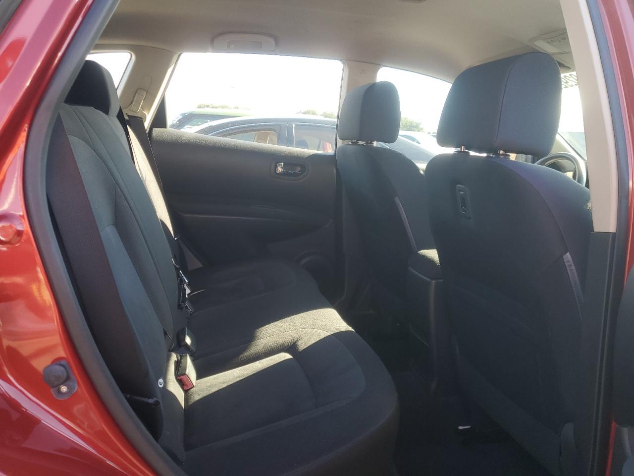 2015 Nissan Rogue Select S VIN: JN8AS5MV3FW257343 Lot: 92925685