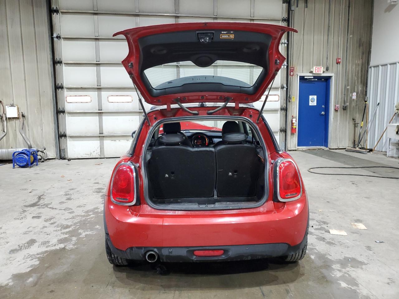 2017 Mini Cooper VIN: WMWXP5C31H2D16701 Lot: 90990365