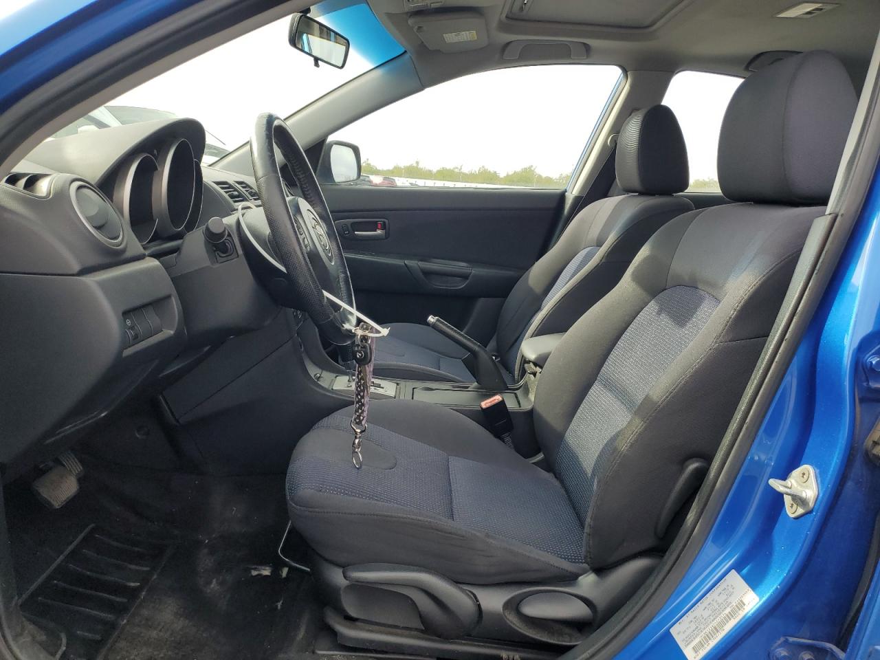 2005 Mazda 3 S VIN: JM1BK123651218574 Lot: 92255235