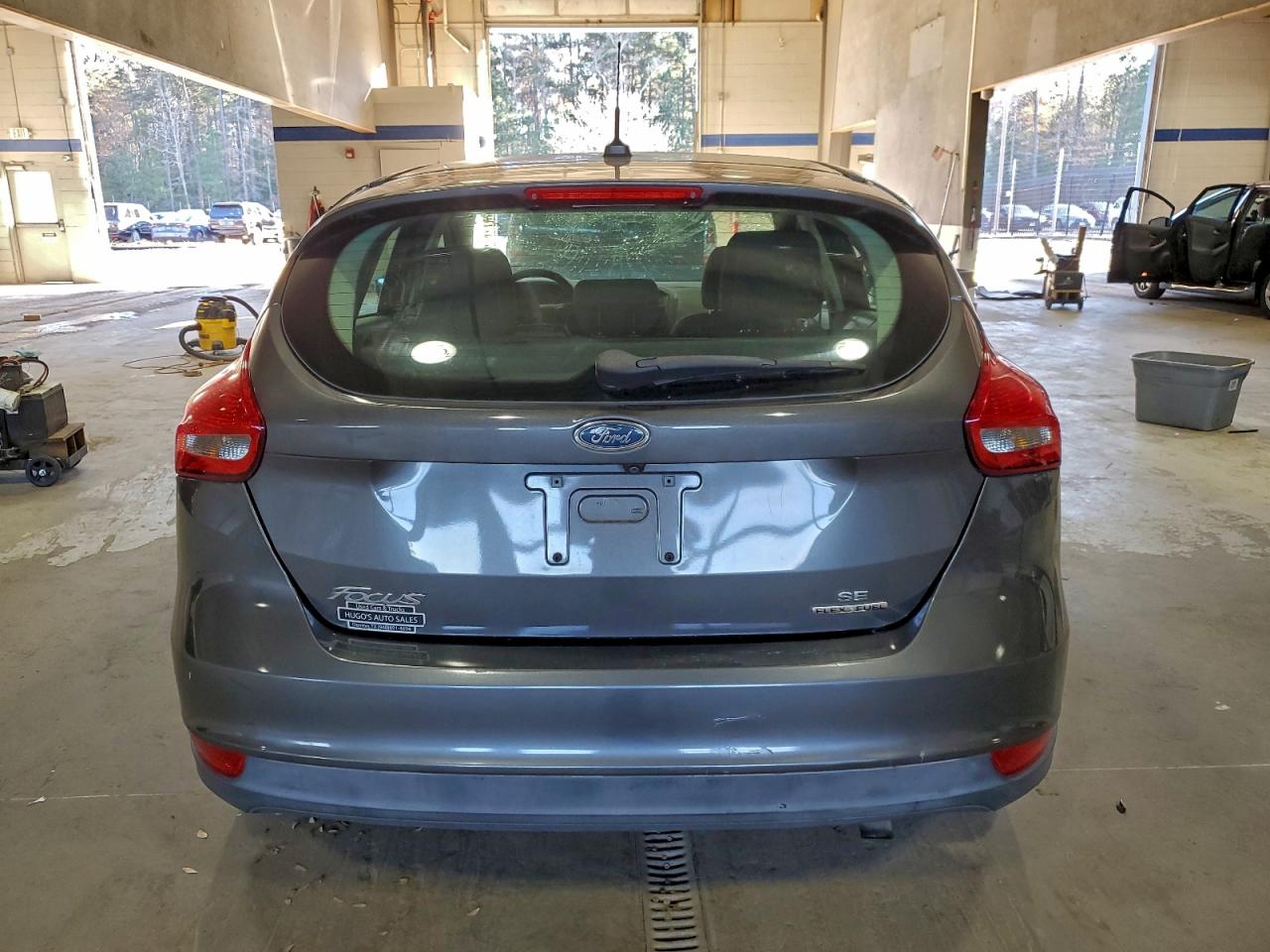 2015 Ford Focus Se VIN: 1FADP3K24FL288339 Lot: 94345365