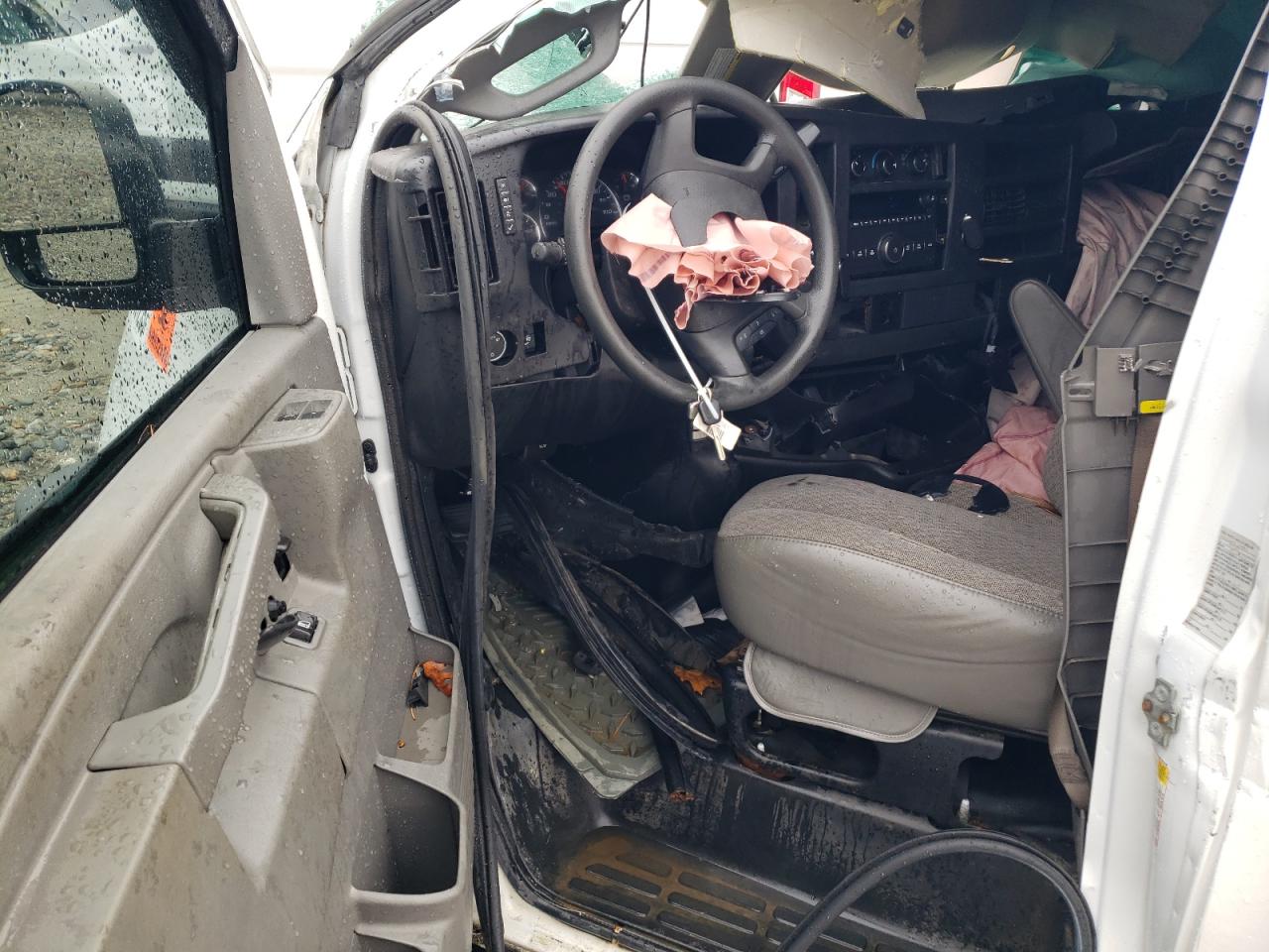 2017 GMC Savana G2500 VIN: 1GTW7AFF8H1915739 Lot: 91381255