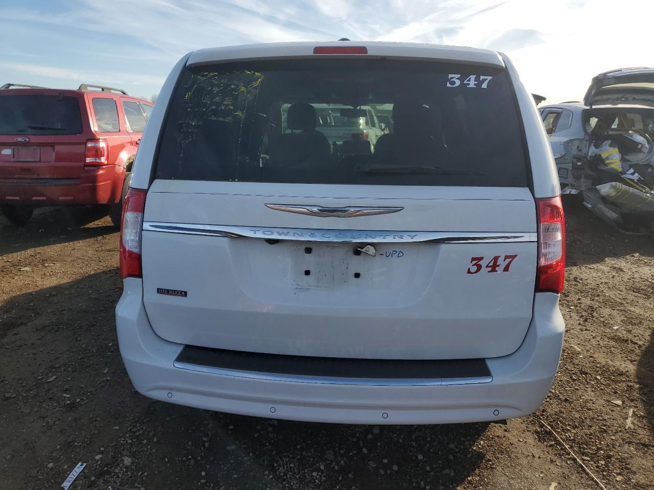 2016 Chrysler Town & Country Touring L VIN: 2C4RC1CG4GR306339 Lot: 92690155